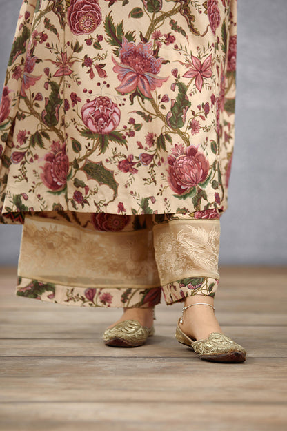 Kasturi Aroha Kurta Set