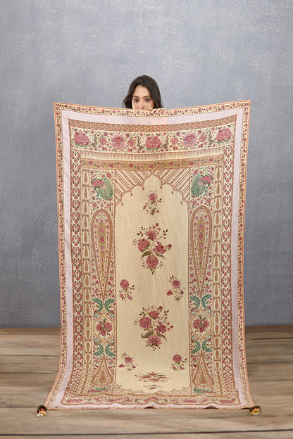 Kasturi Sumukhi Odhni