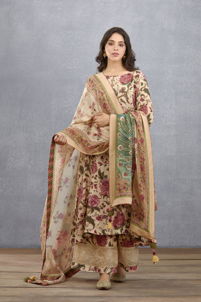 Kasturi Sarangi Odhni