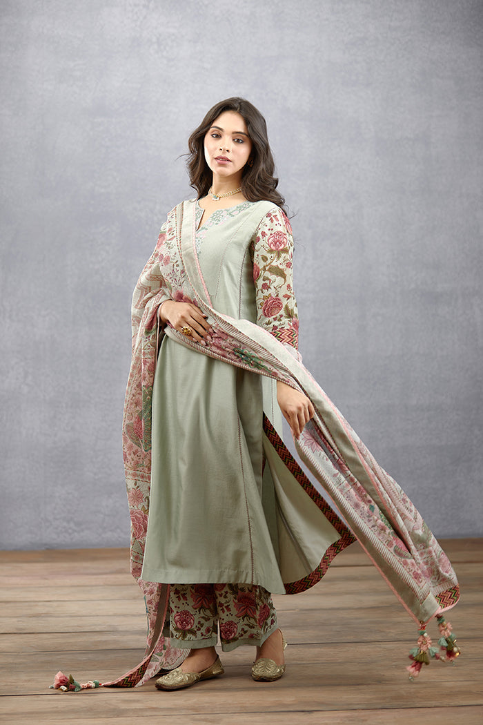 Jaituni Ambiya Odhni