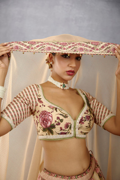 Kasturi Waheeda Odhni