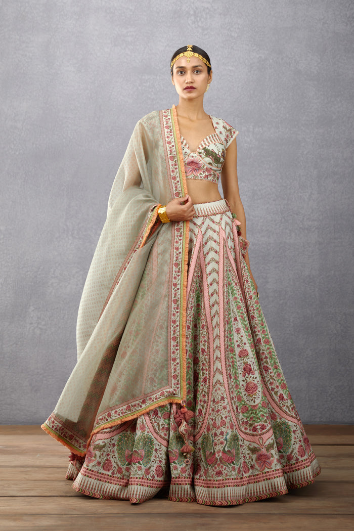 Jaituni Oorjita Lehenga Set