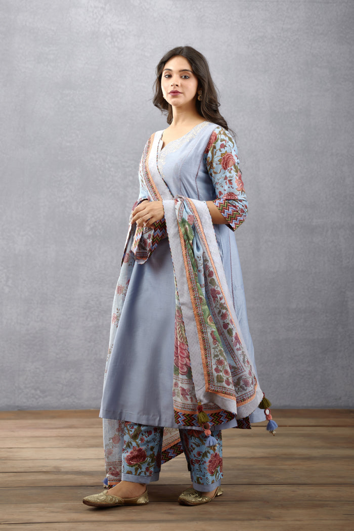 Samsara Sarangi Odhni