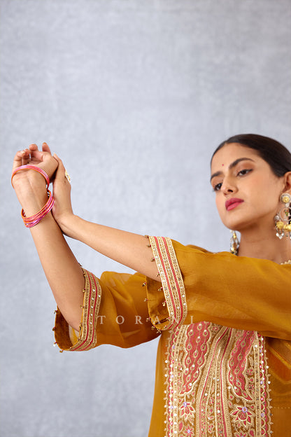 Aftaabi Revathi Co-ord Set