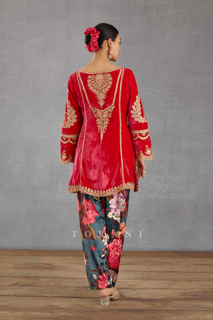 Fiery Pink Short Phiran Kurta Set in Silk Velvet with Gota Detailing &amp; Zari Embroidery