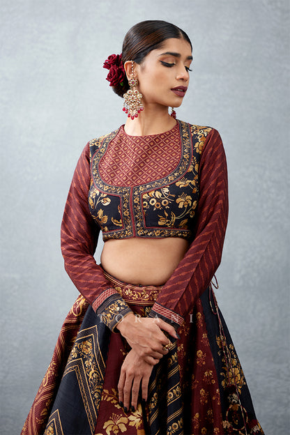 Gulnar Khurshid Lehenga Set