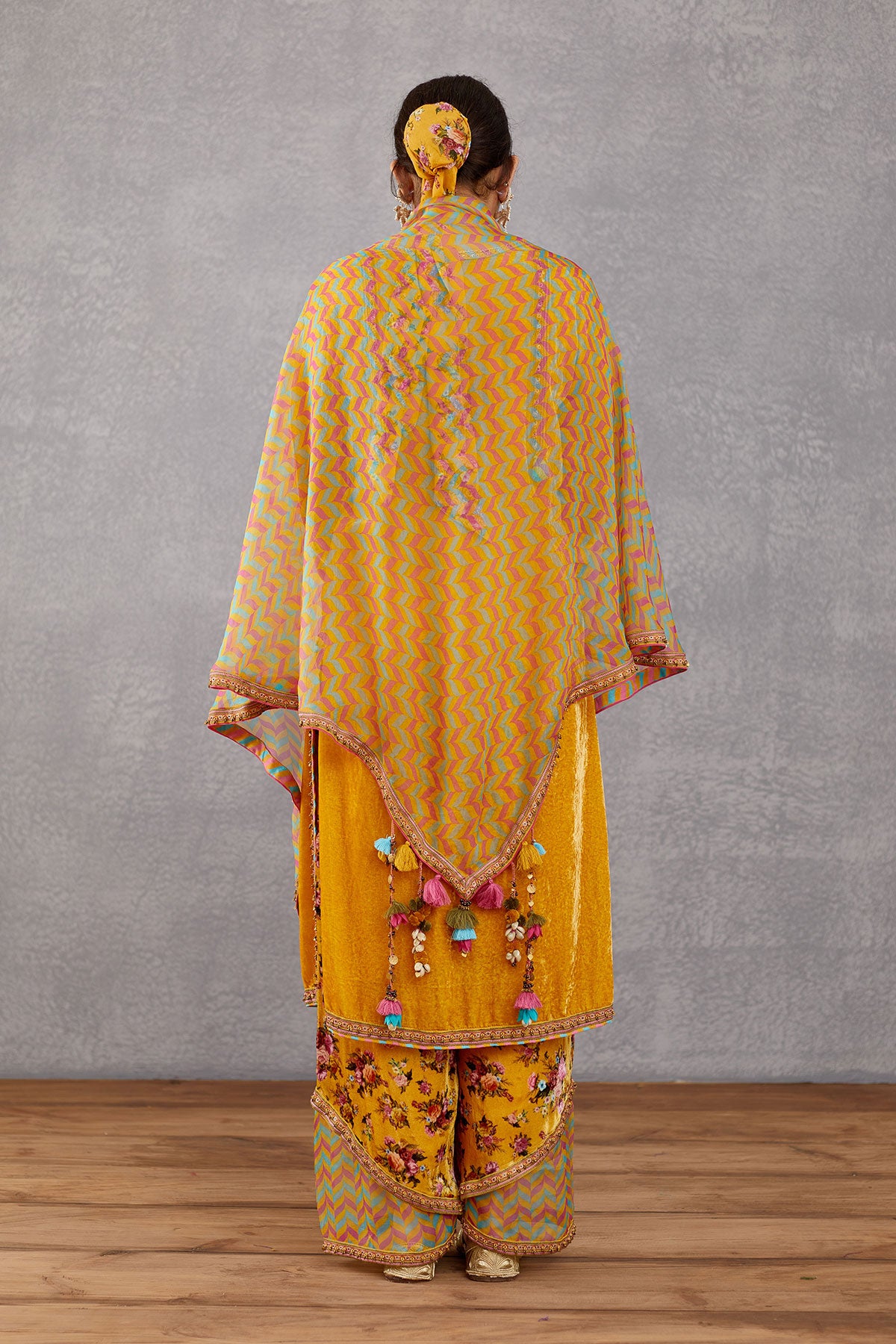 Sunehra Zeenat Kurta Set