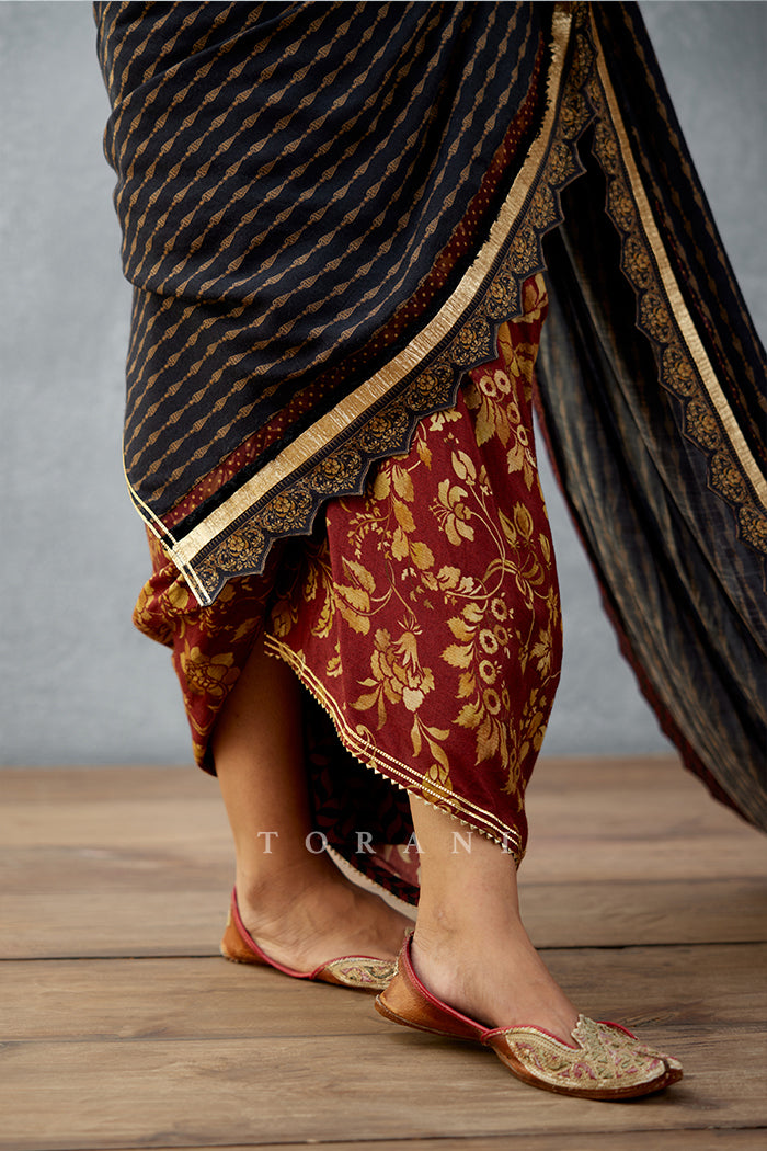 Gulnar Baano Saree