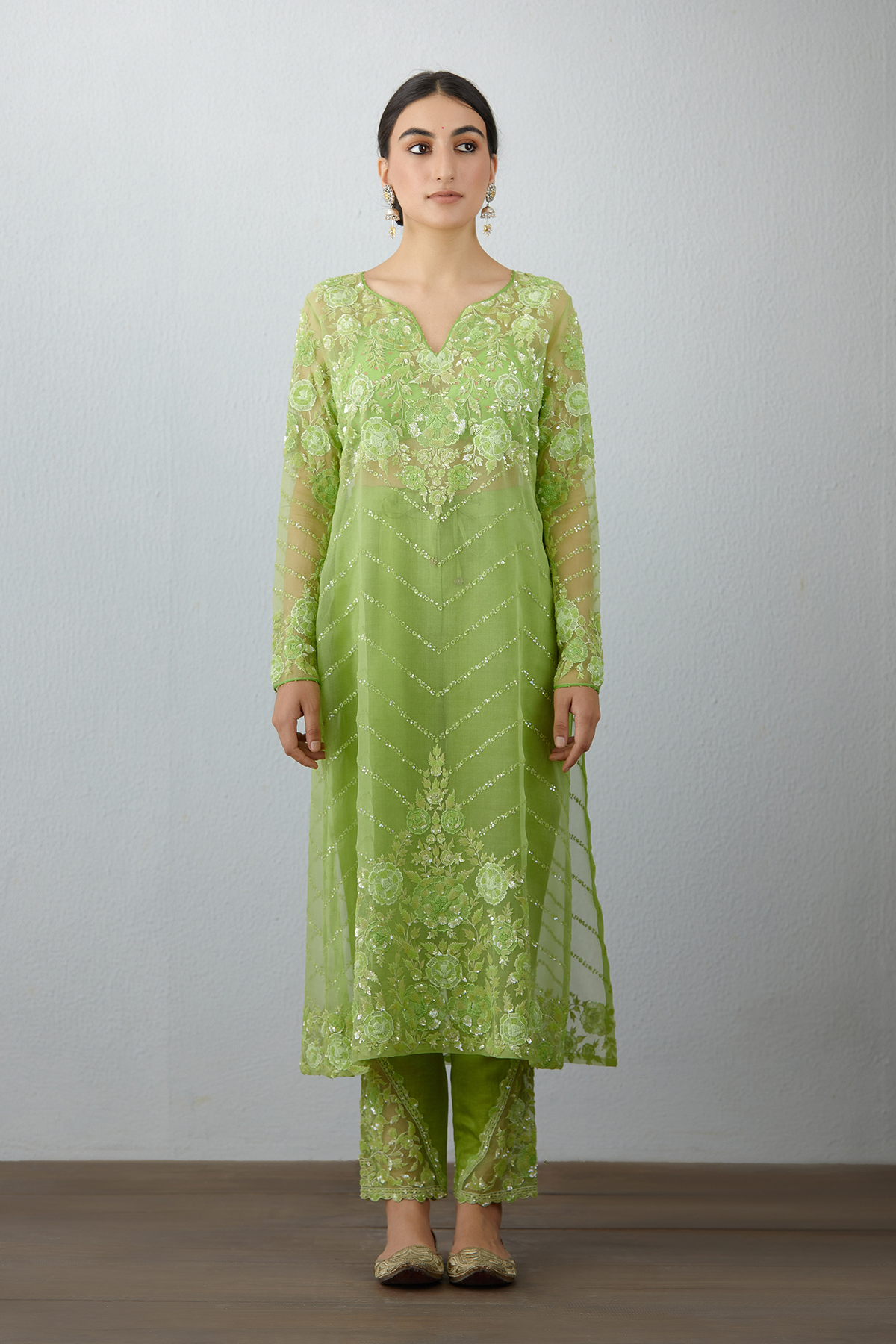 Angoori Jeeya Kurta Set in luxurious silk organza base