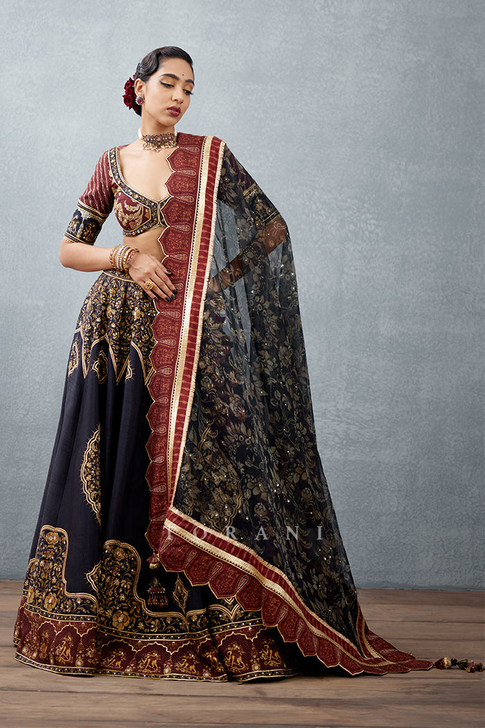 Gulghast Mahnaz Lehenga Set