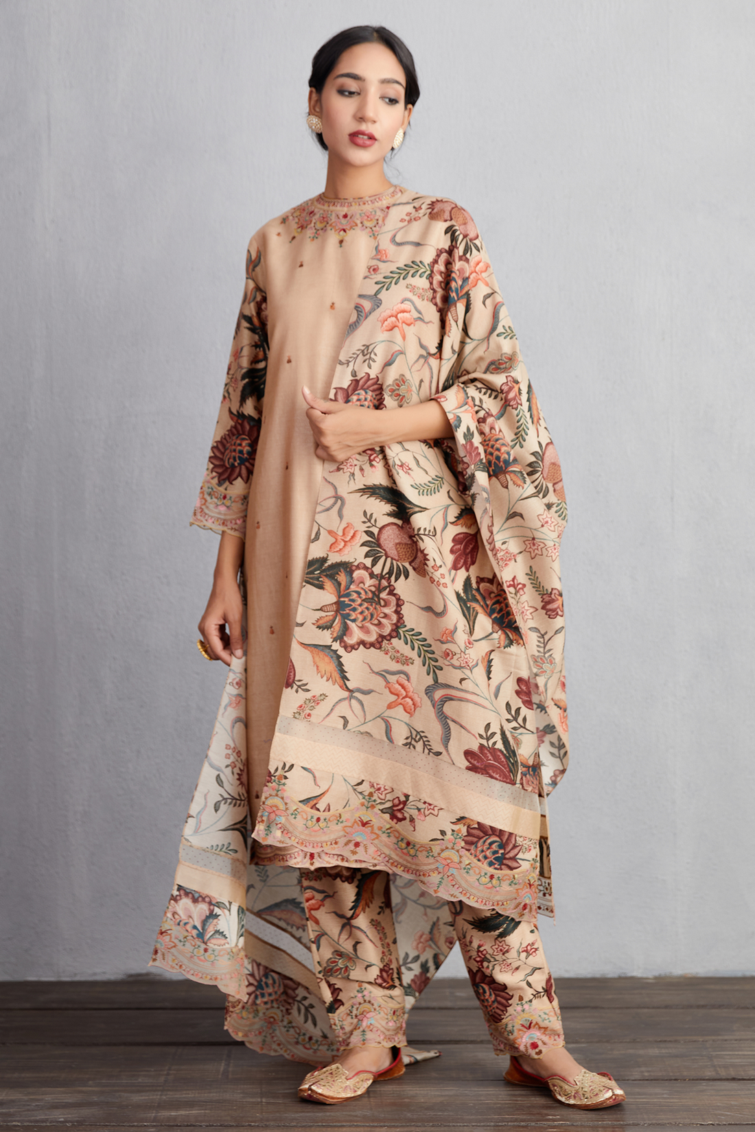 Chandan Urvi Kurta Set