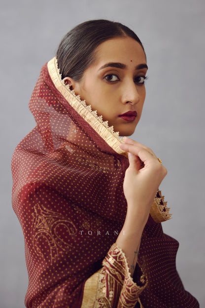 Gulnar Zarin Kurta Set