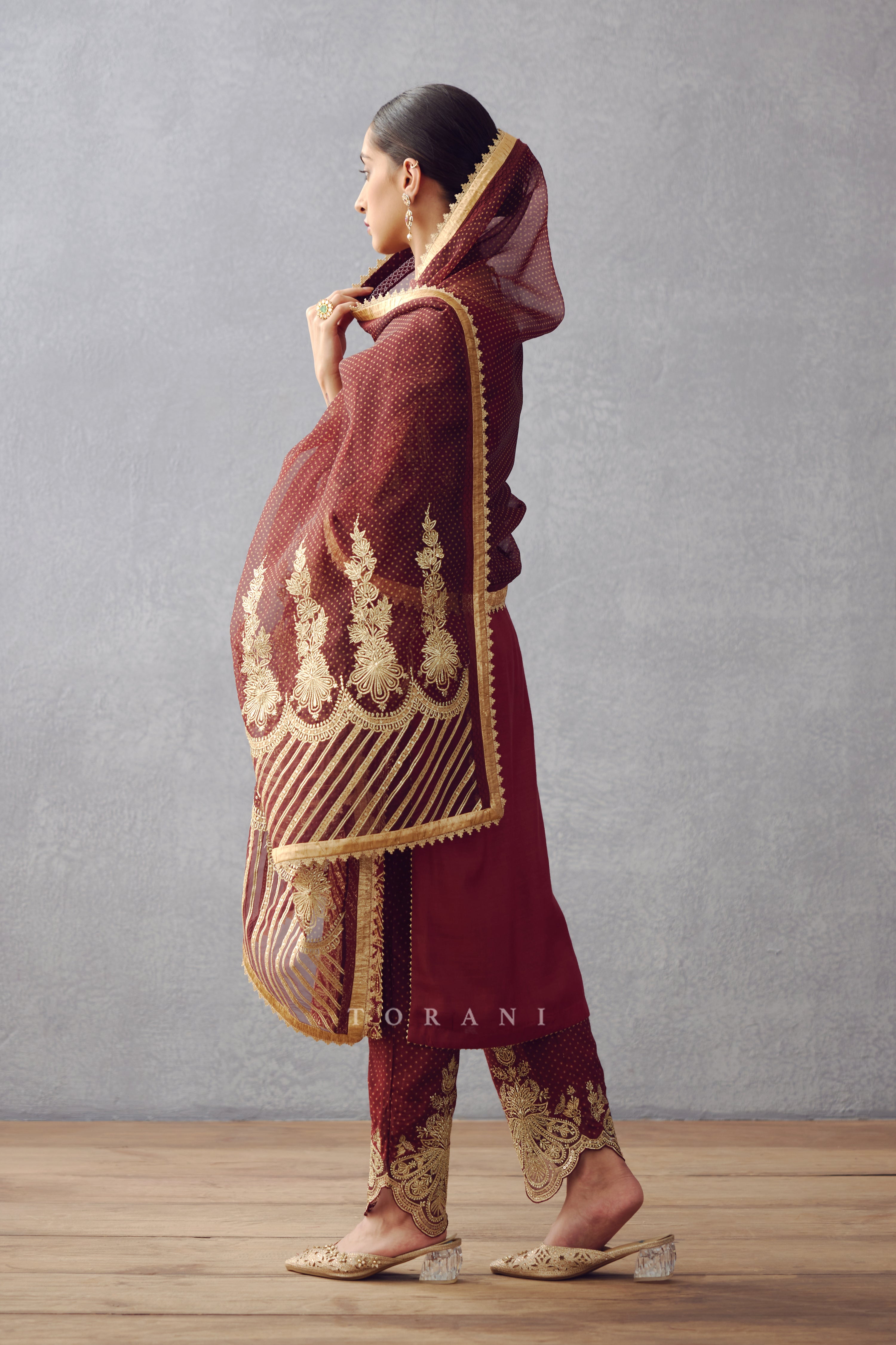 Gulnar Zarin Kurta Set