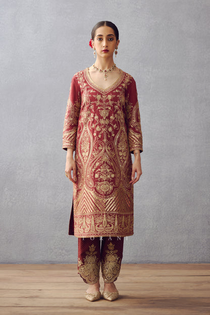 Gulnar Zarin Kurta Set