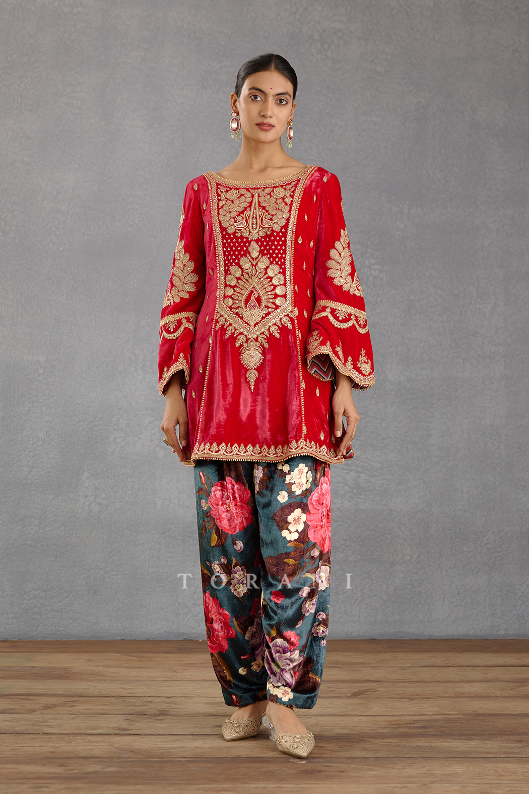 Fiery Pink Heavy Hand Embroidered Short Phiran Kurta Set in Silk Velvet