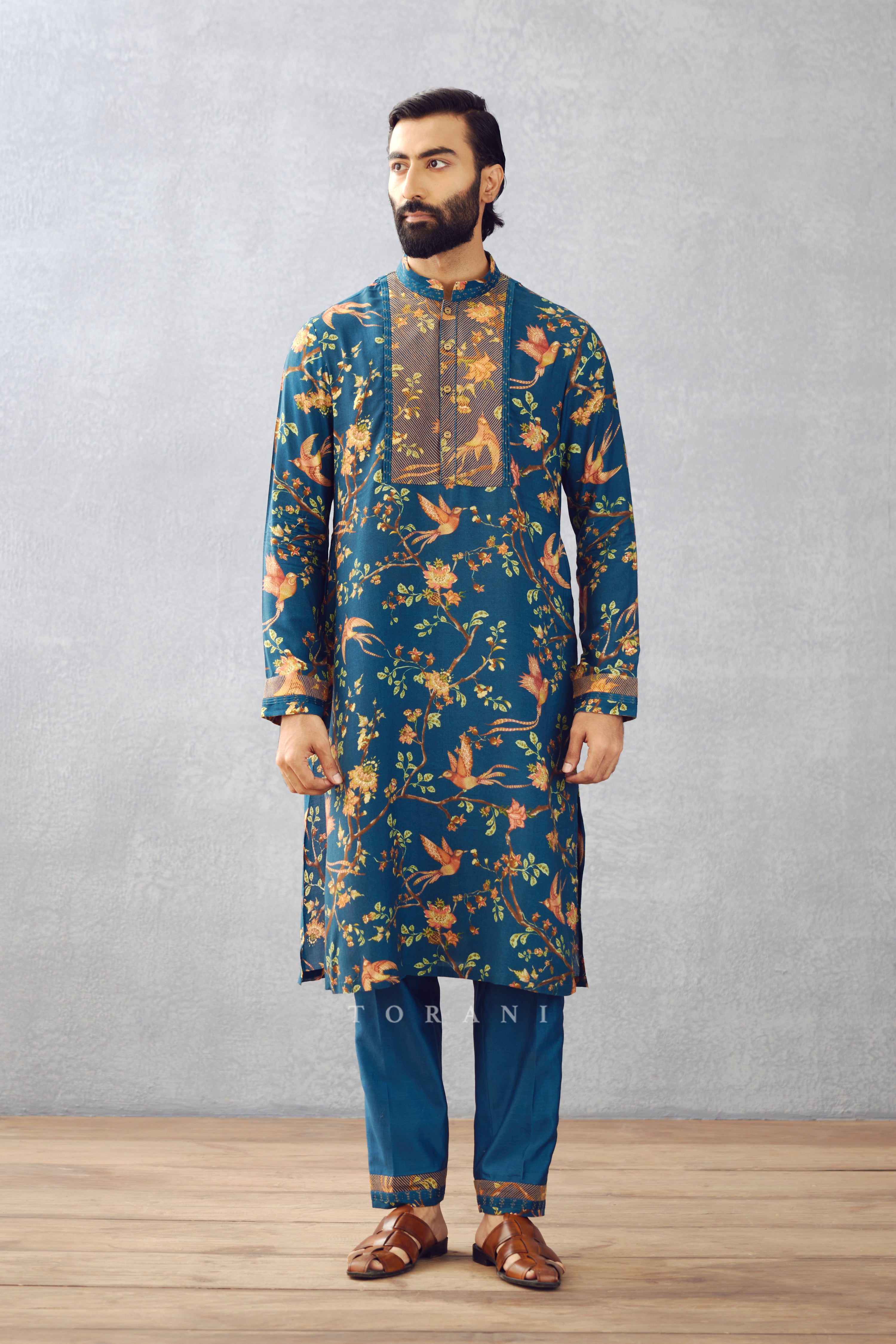 Neelam Ashvath Kurta Set