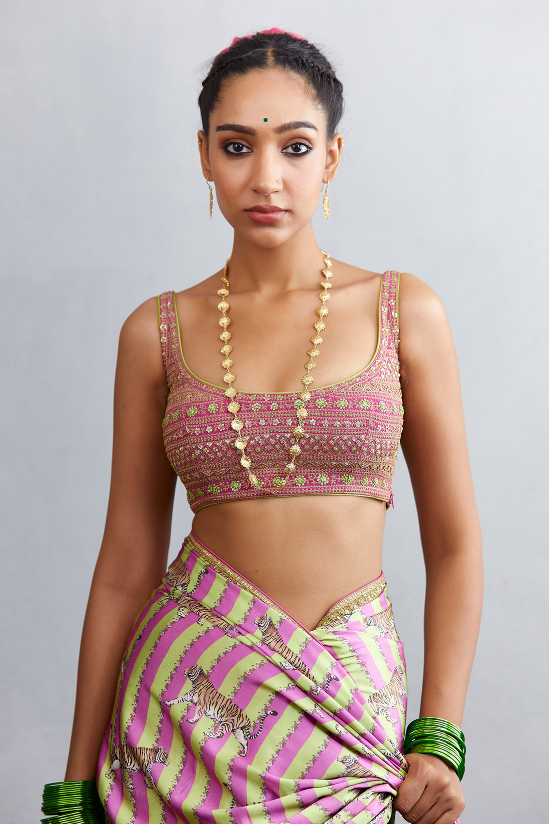 Sleeveless Moss Crepe blouse