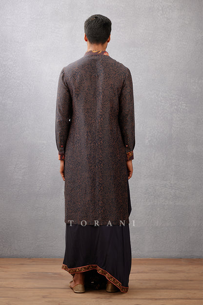 Nisha Yusuf Dhoti Set