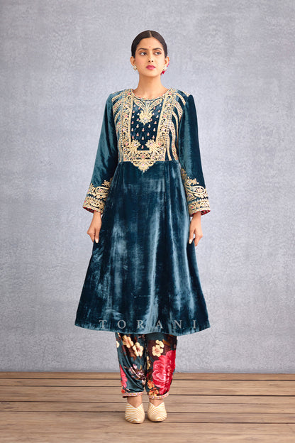 Navy Blue Hand Embroidered Yoke Kurta in Silk Velvet