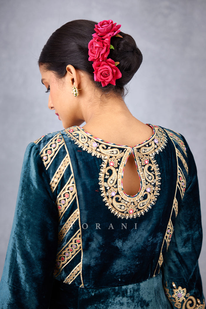 HAND embroidered Shabnami Makhmal Qurbat Kurta Set