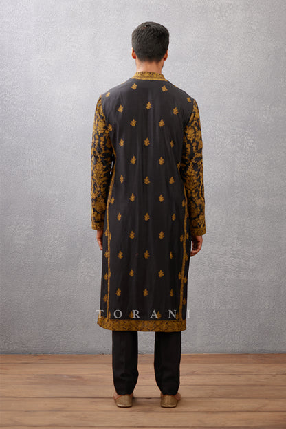 Nisha Mir Kurta Set