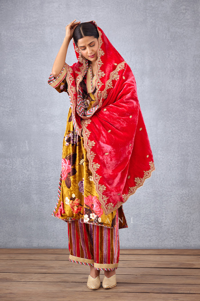 SALE - Ruh Gulaabi Mushira Doshala