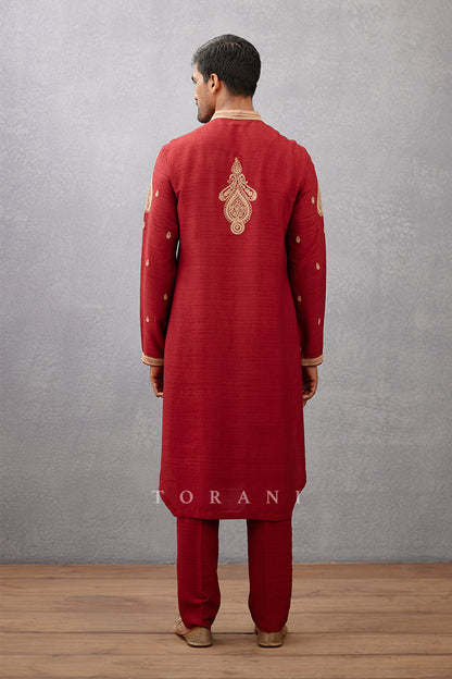 Gudhal Balochi Kurta Set