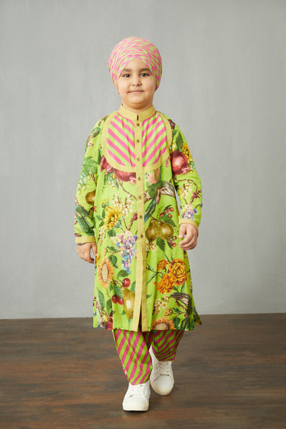 Angoori Qamar Kurta Set