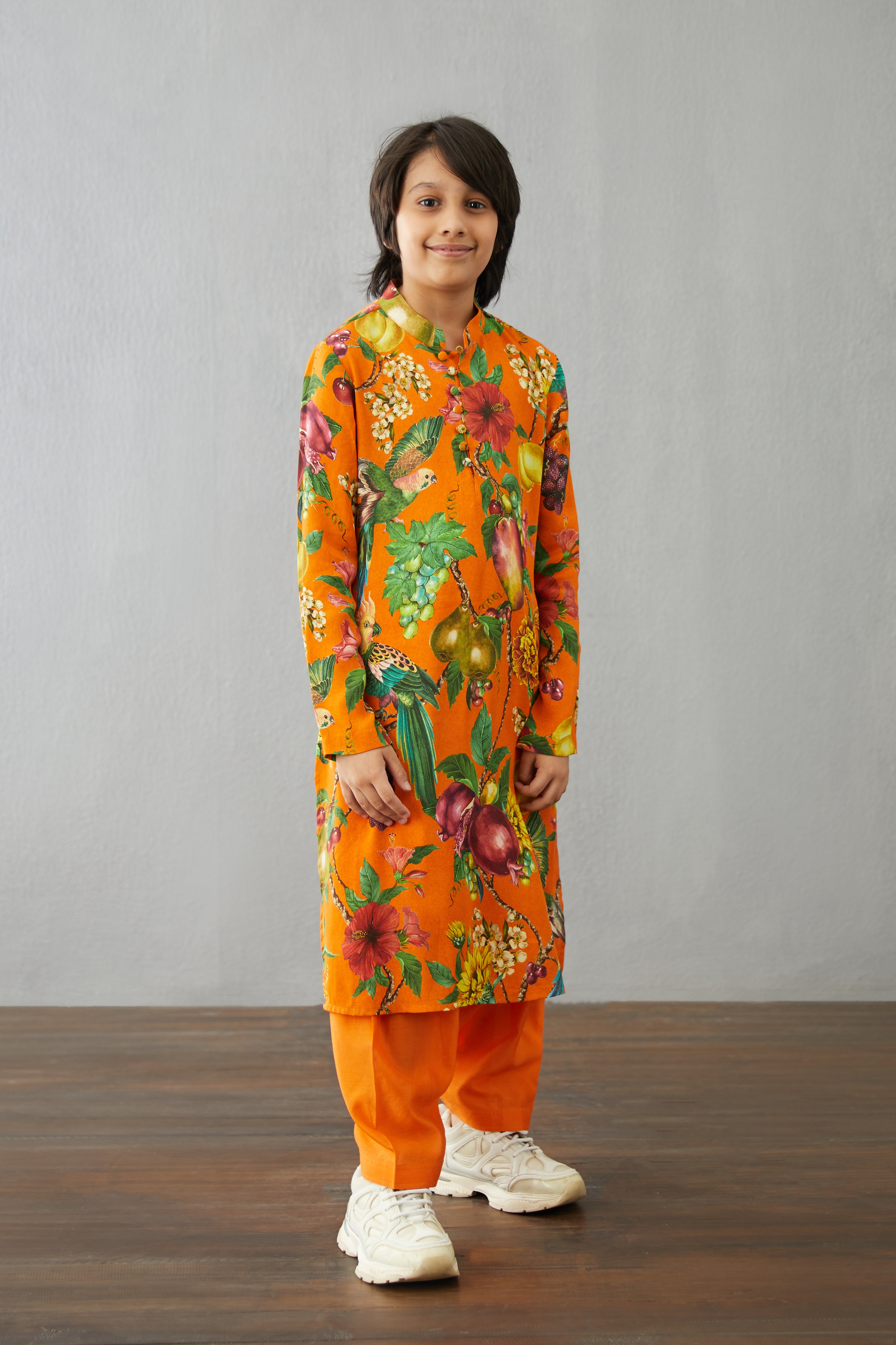 Santree Guldasta Kurta Set