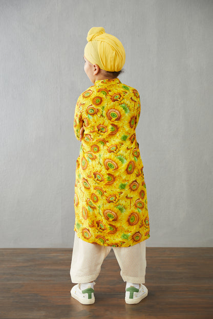 Nargis Kanan Kurta Set