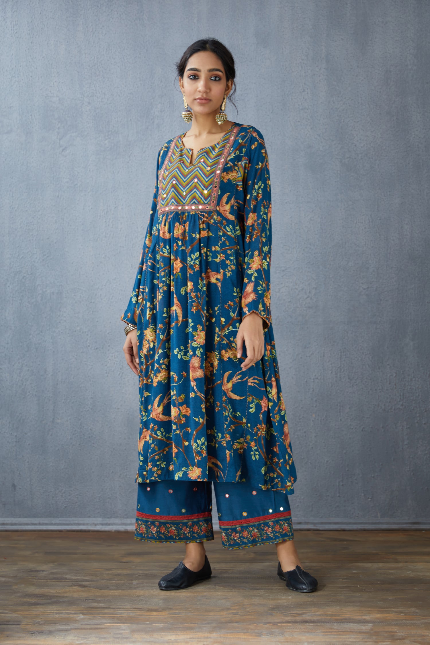 Neelam Tara Kurta Set