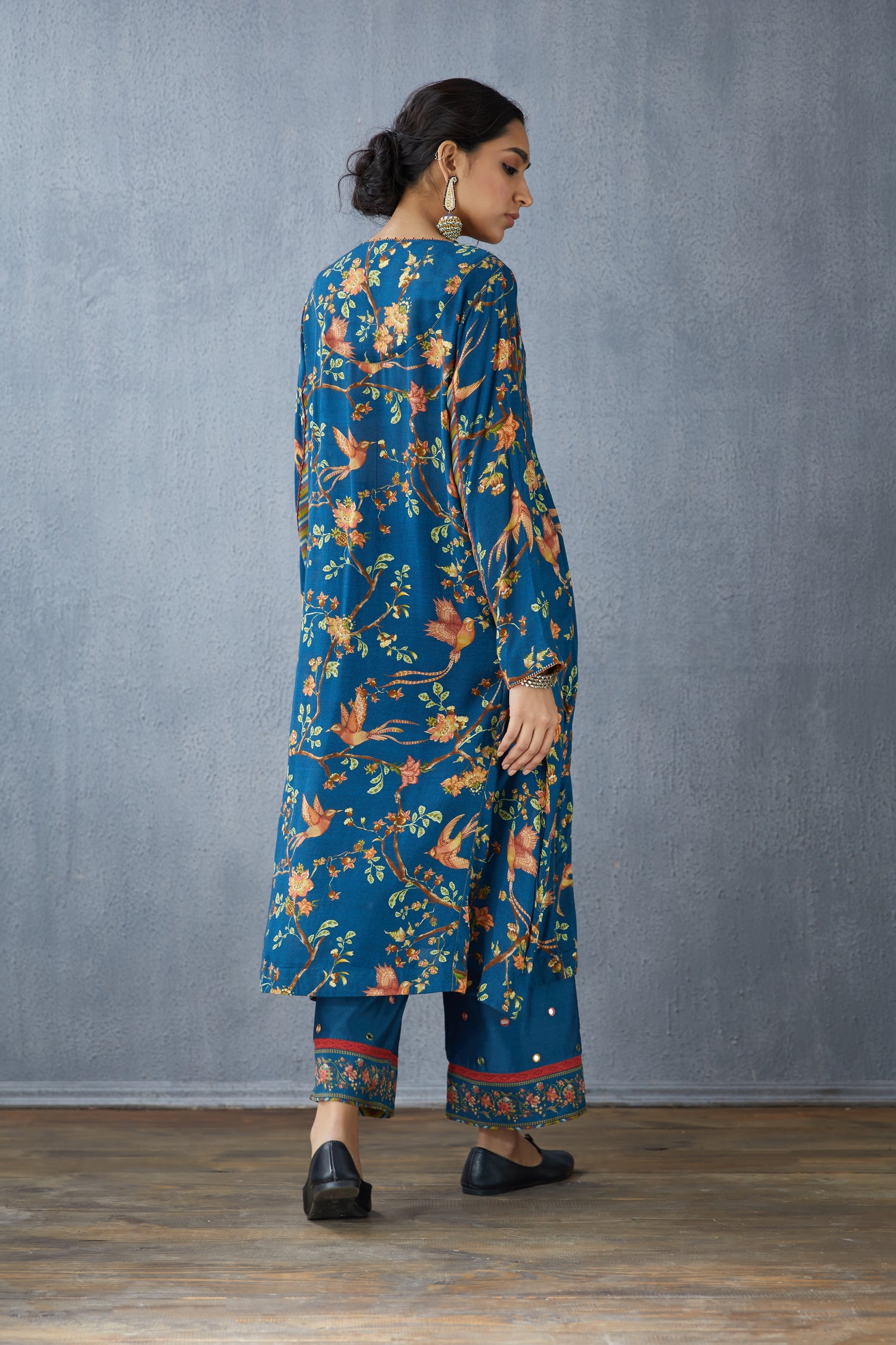 Neelam Tara Kurta Set