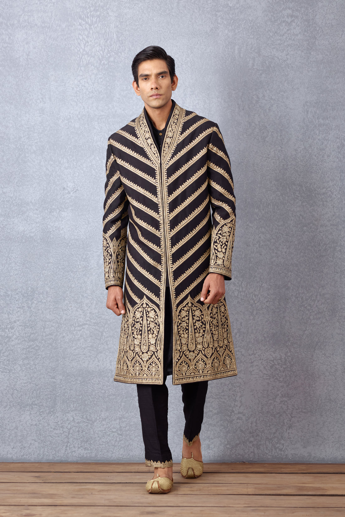 Gulghast Farooq Sherwani Set