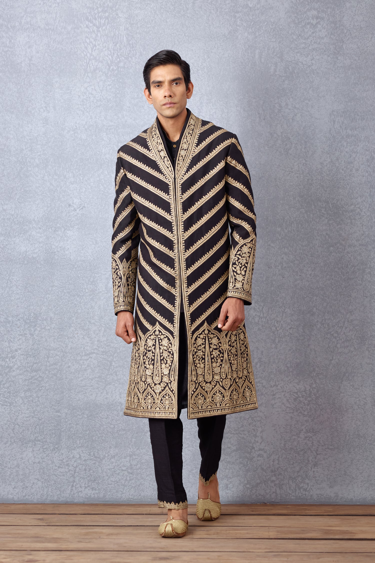 Gulghast Farooq Sherwani Set