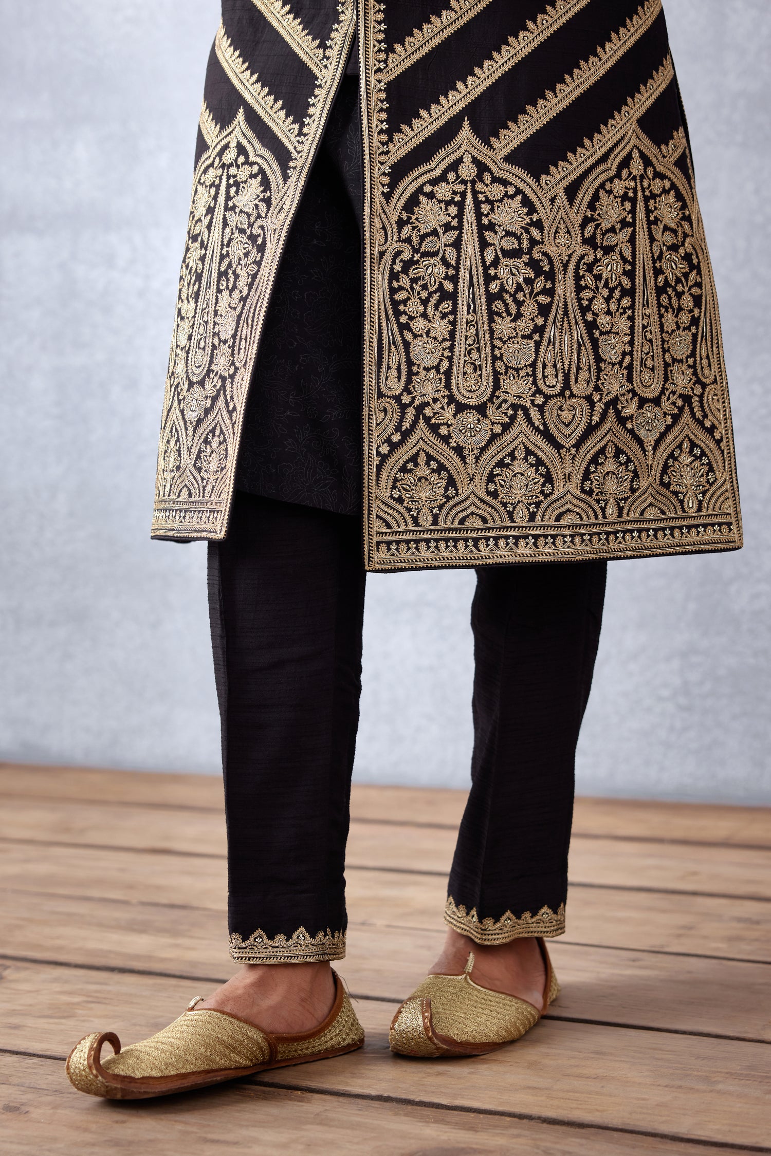 Gulghast Farooq Sherwani Set