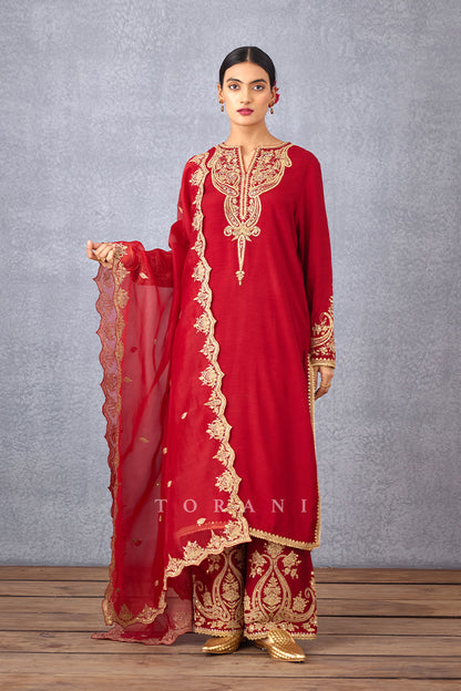 Sindoori Pushti Embroidered Kurta Set by Torani