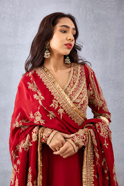 Sindoori Swara Odhni