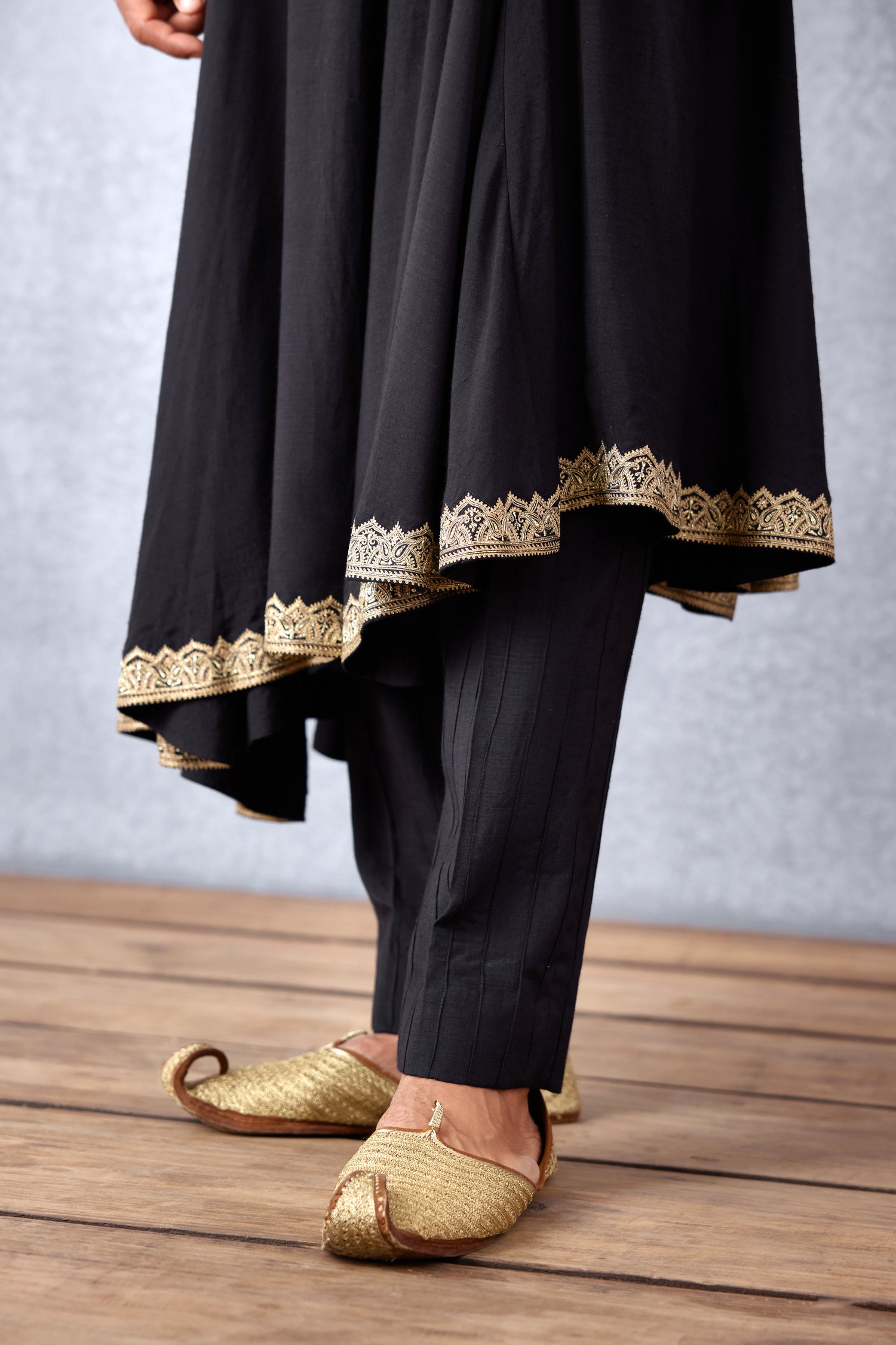 Gulghast Ameen Kurta Set