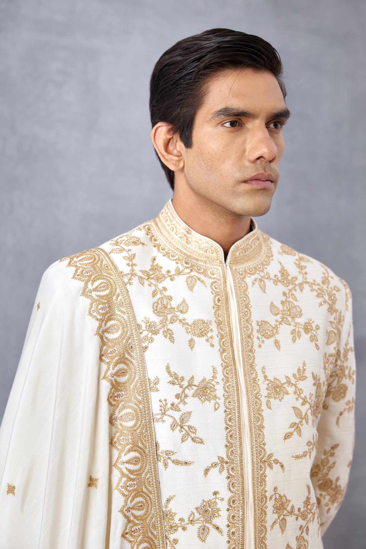 Mogra Tarush Sherwani Set