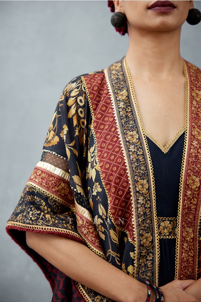 Gulghast Inarah Cape Set