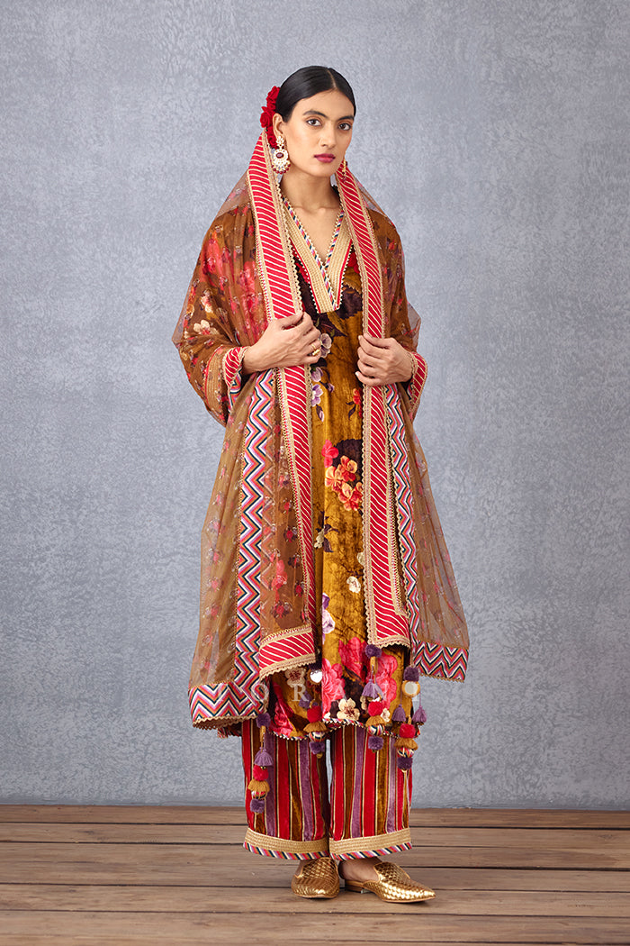 Aftaabi Barkha Odhni