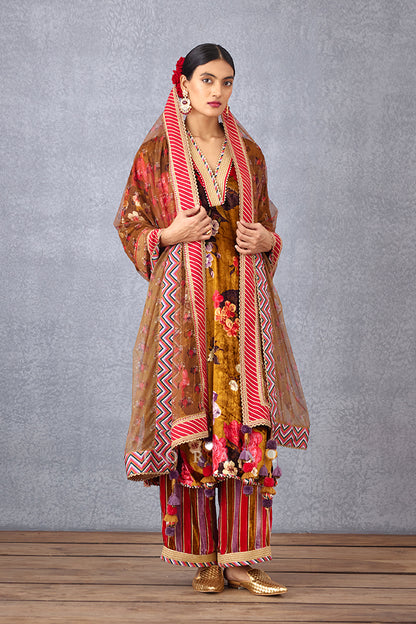 Aftaabi Barkha Odhni