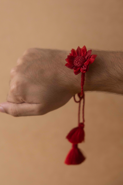 SURKH KUSUSM SUTRA