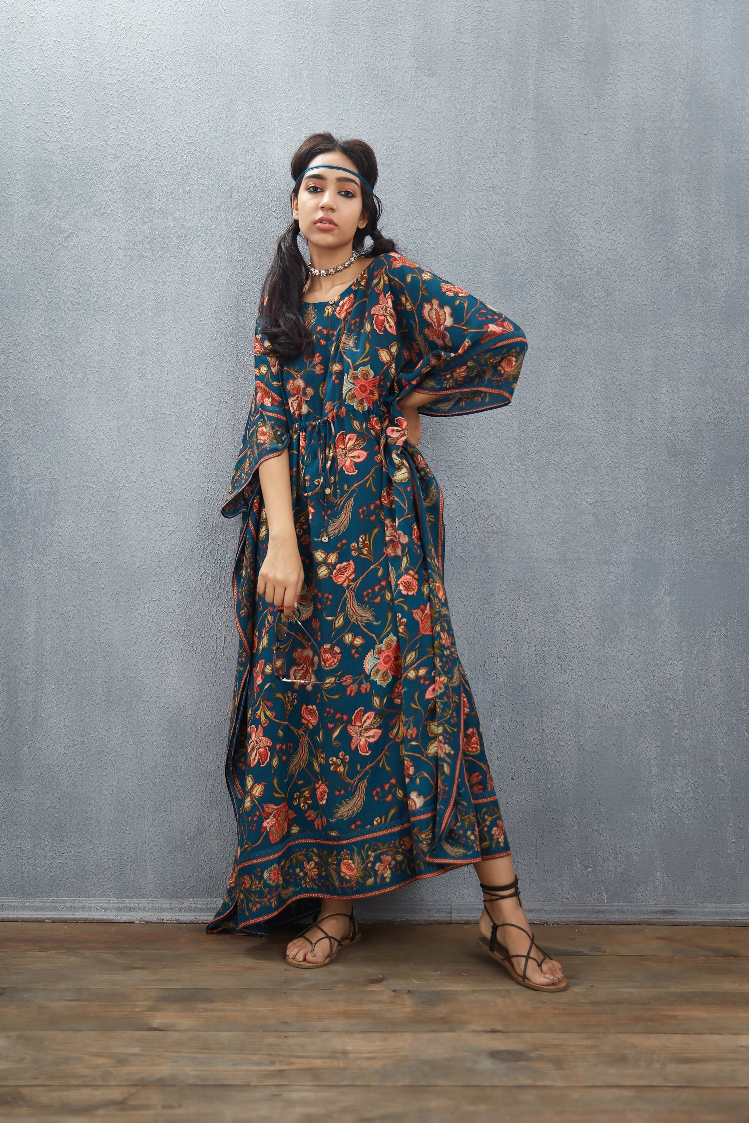 Neelam Zeenat Kaftan