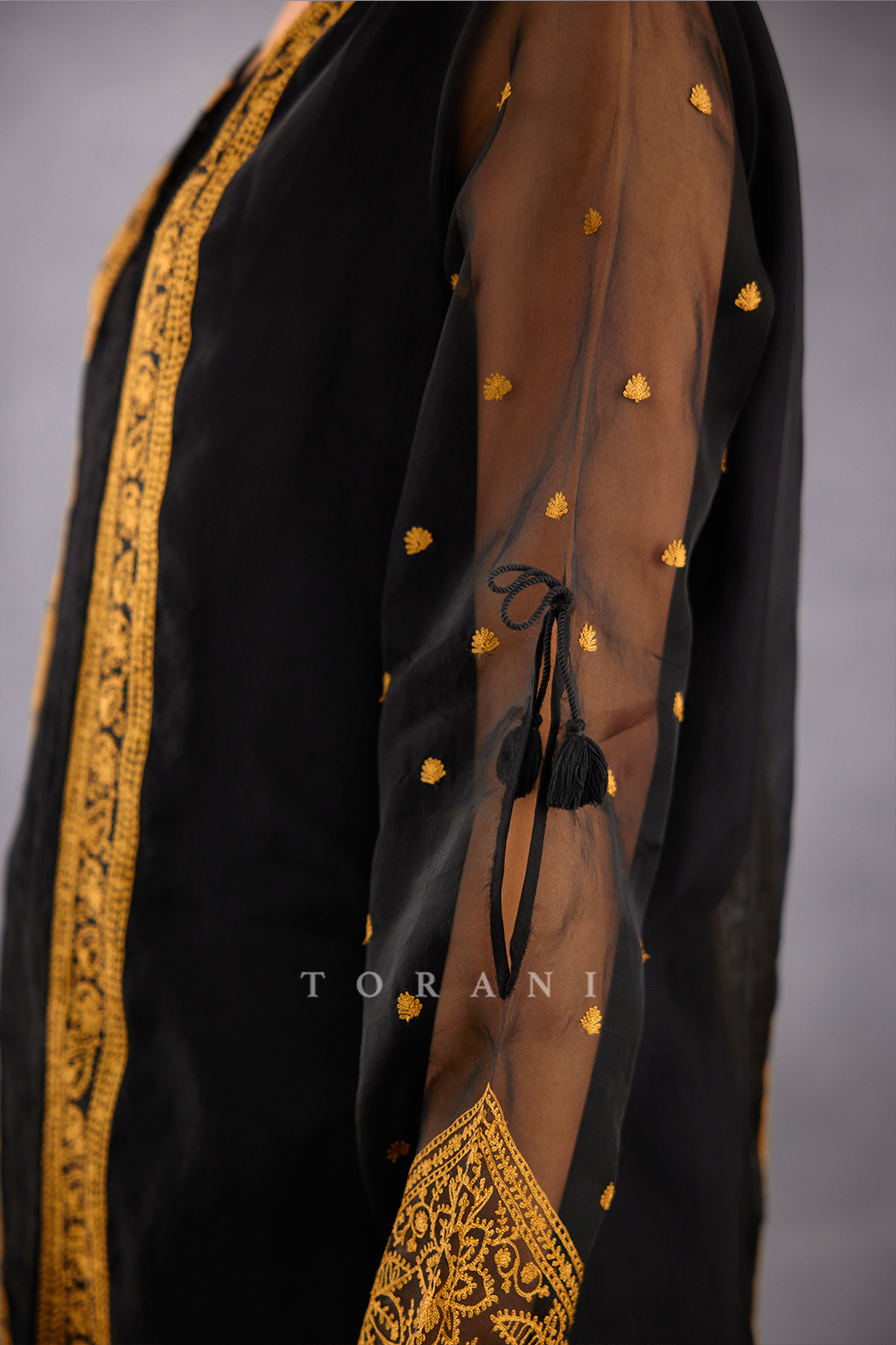 Gulghast Abhra Kurta Set