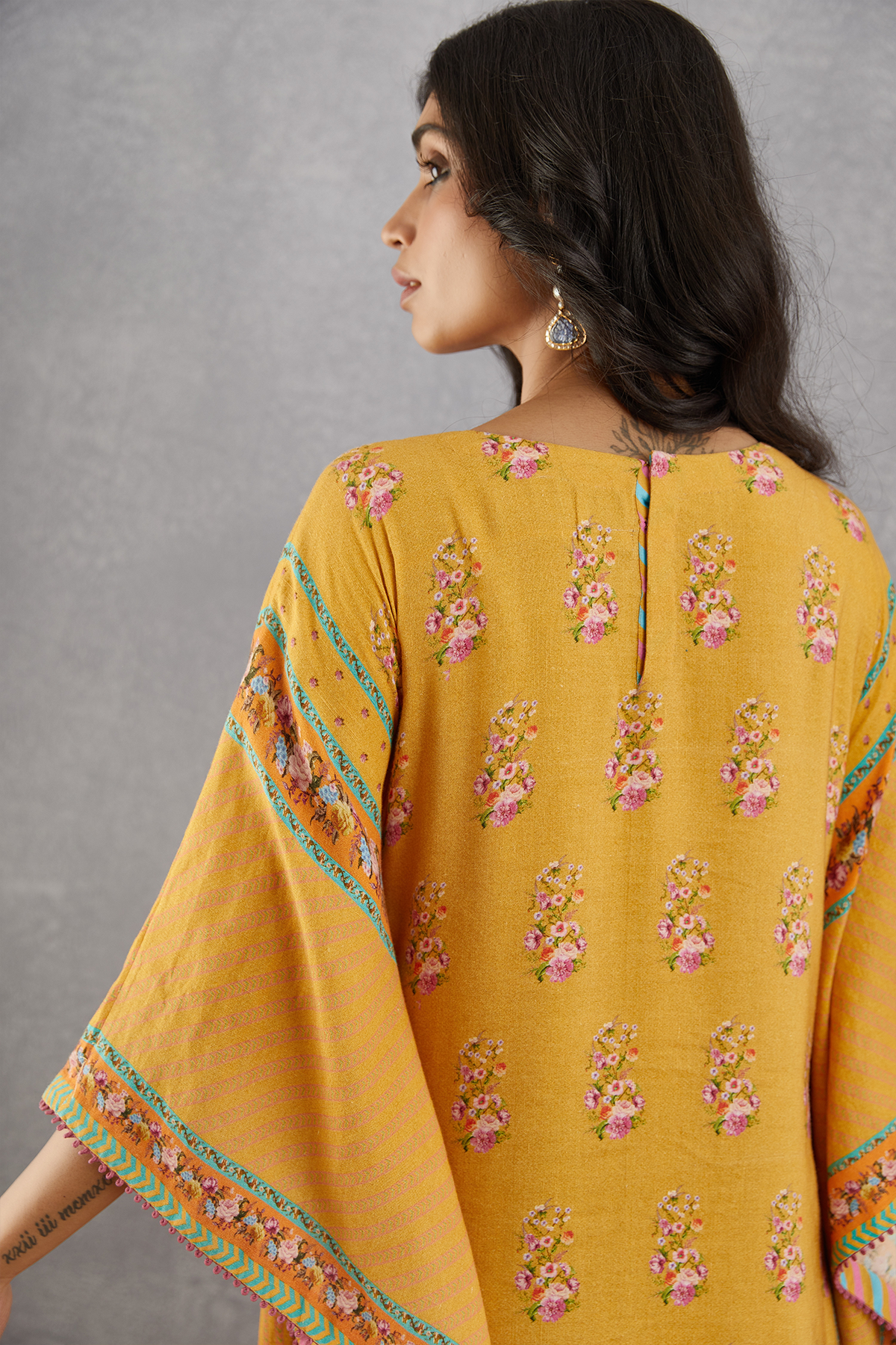 Sunehra Aarfa Kaftan