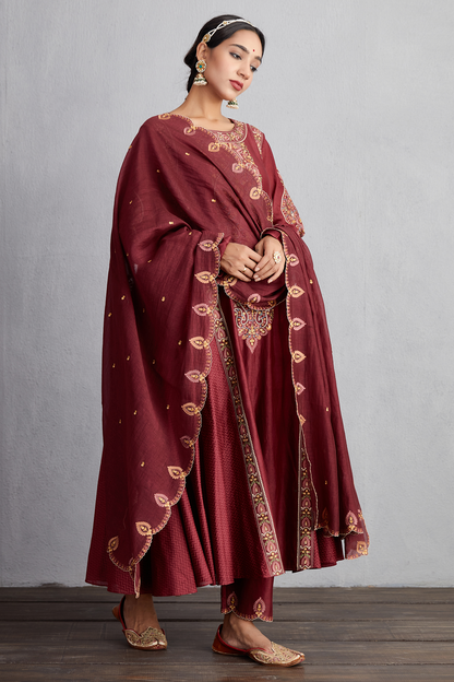 Sanobar Sufiya Kurta Set