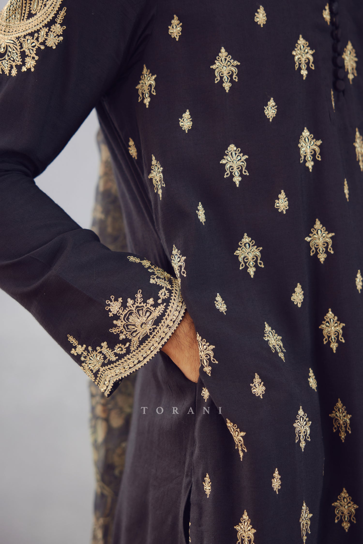 Gulghast Mridul Bandi Set