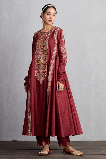 Sanobar Sufiya Kurta Set