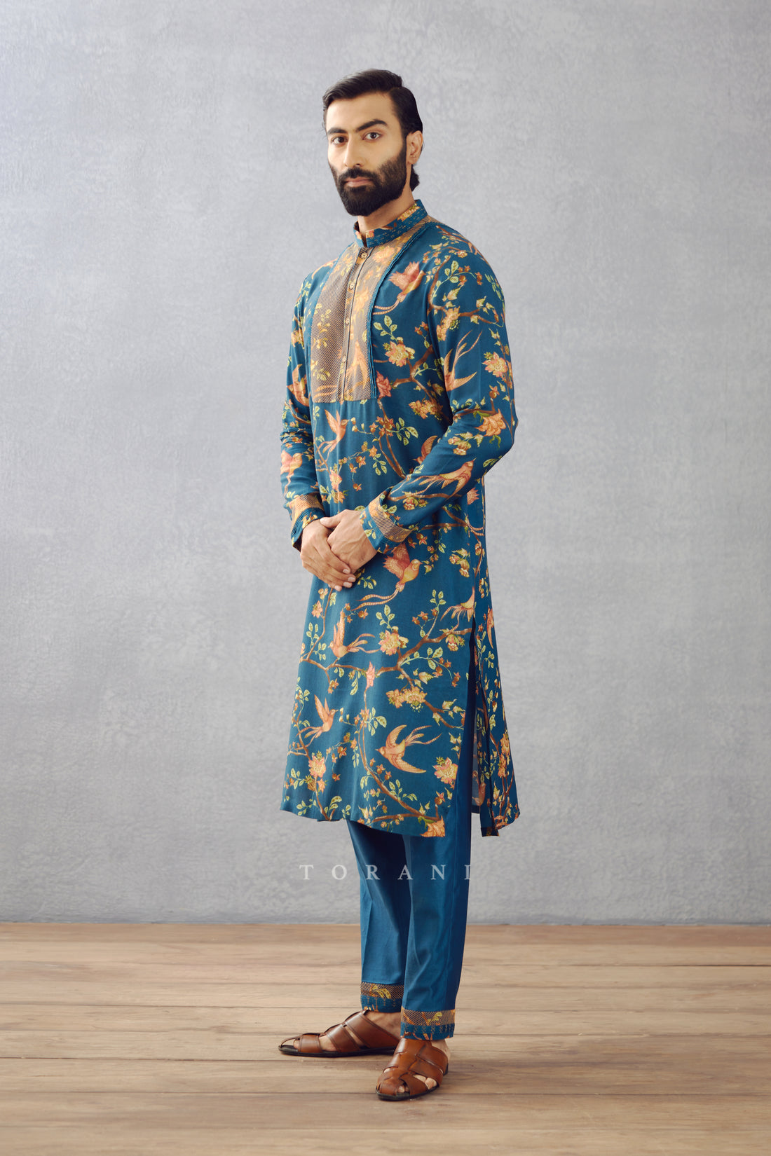 Neelam Ashvath Kurta Set